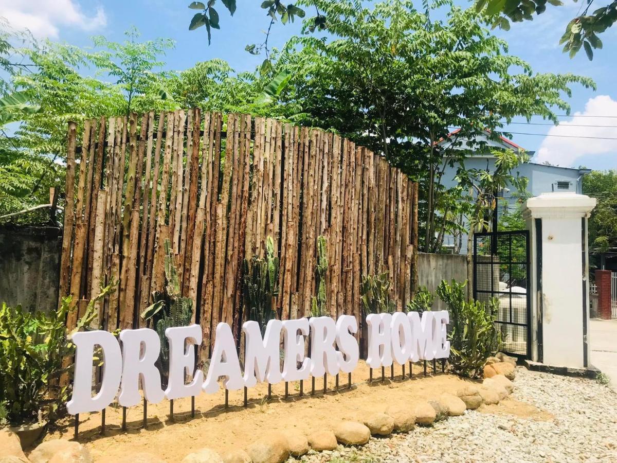 The Dreamers Homestay Hue Buitenkant foto